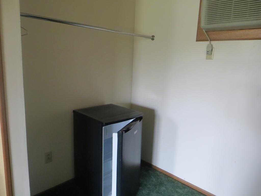 The Golden Door Motel Osage Beach Room photo